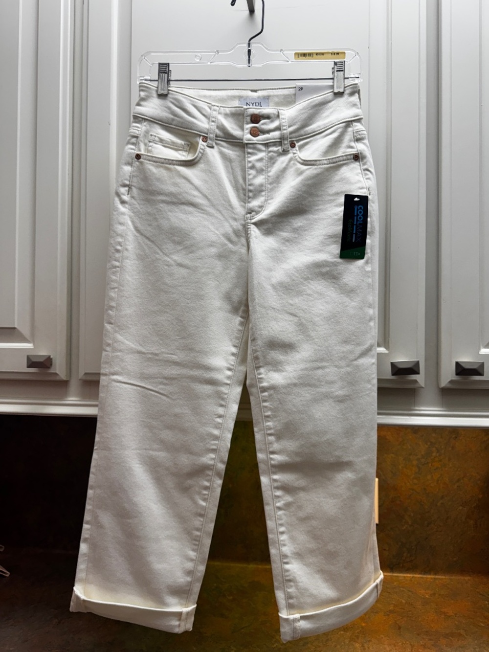 NYDJ white capri jeans - size 2P